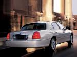 Lincoln Town Car 2003 года